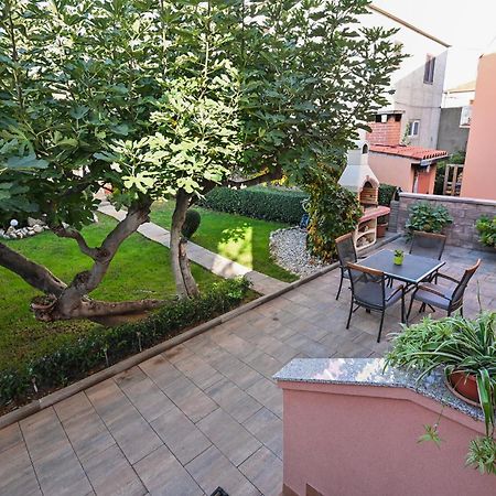 Apartment Irena Posedarje Bagian luar foto