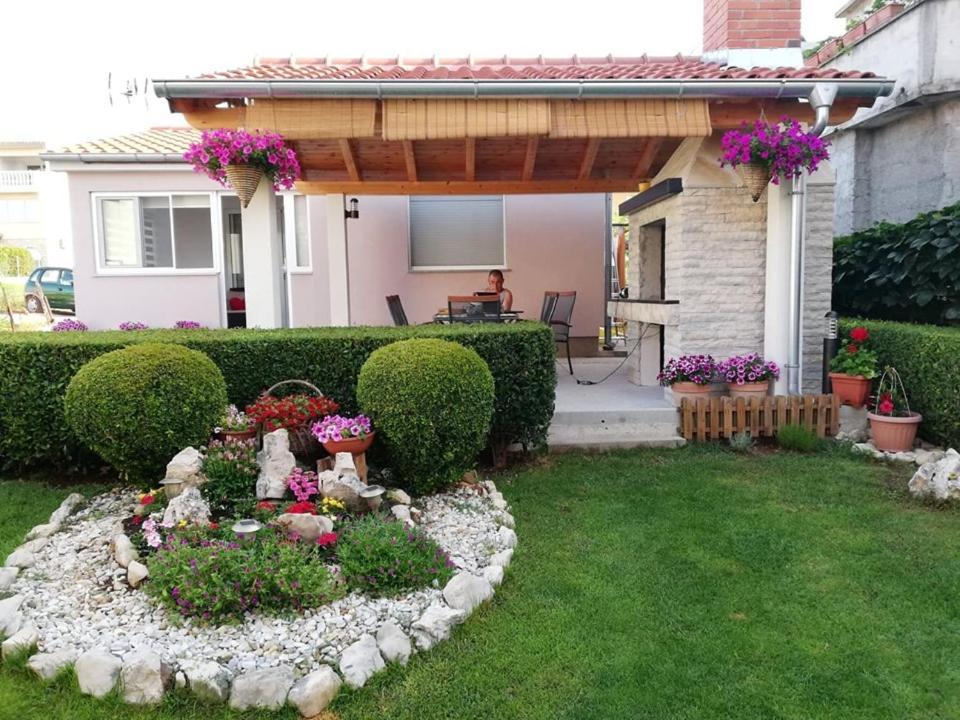 Apartment Irena Posedarje Bagian luar foto