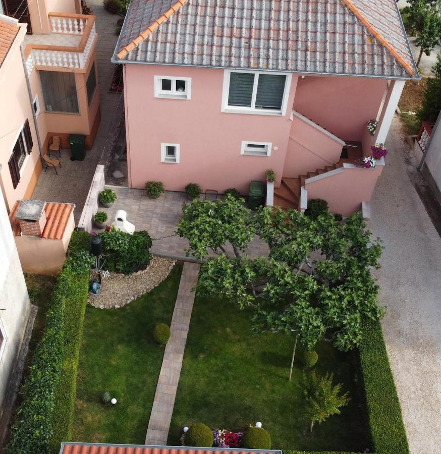Apartment Irena Posedarje Bagian luar foto