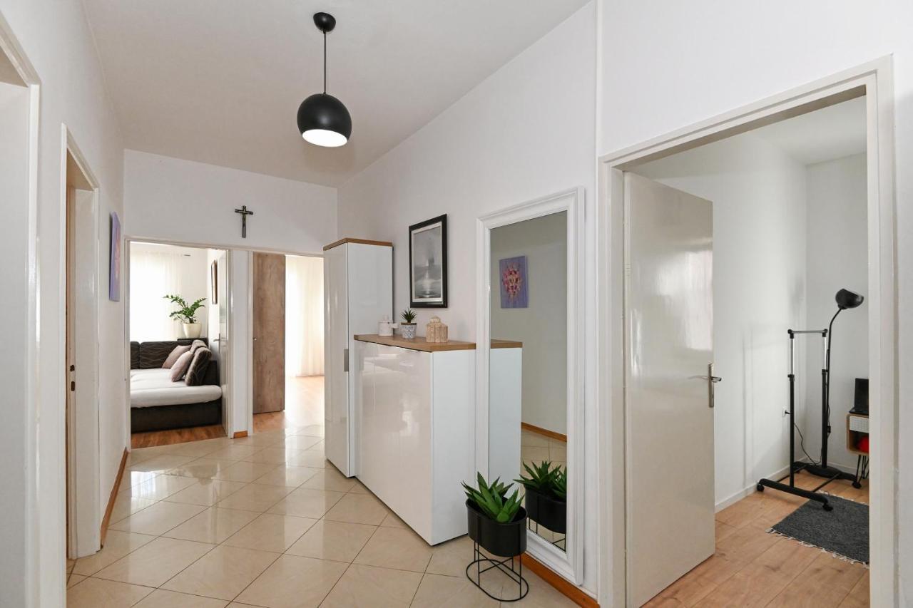 Apartment Irena Posedarje Bagian luar foto