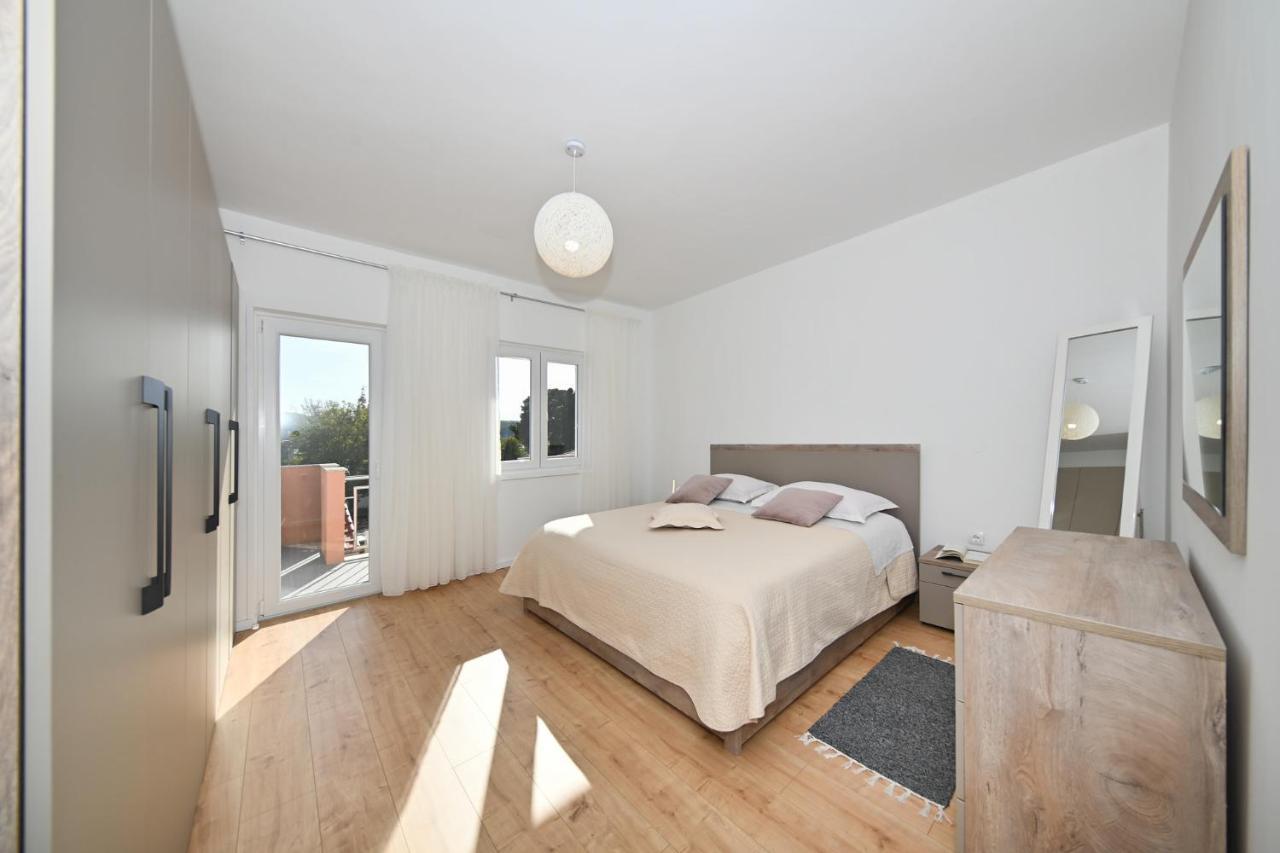 Apartment Irena Posedarje Bagian luar foto