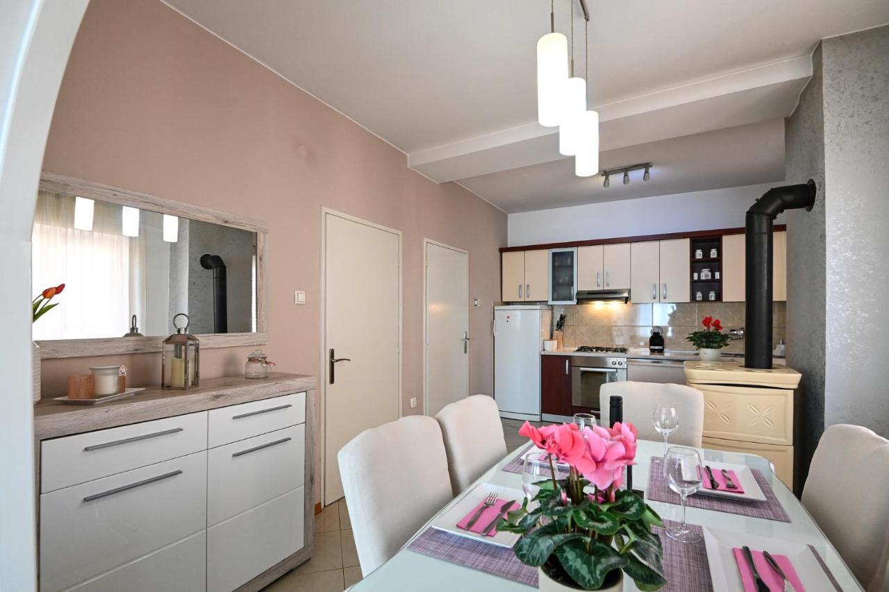 Apartment Irena Posedarje Bagian luar foto